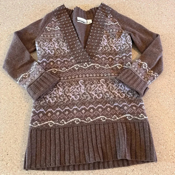 DKNYC Sweater Women size Small Vneck Brown And White 100% Wool casual career - Picture 1 of 6